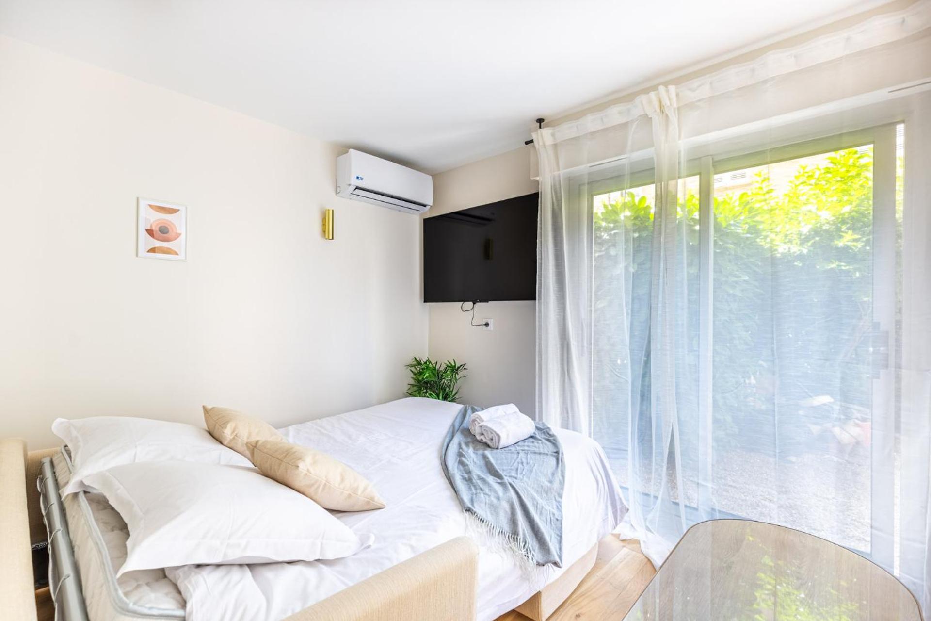 Lavie Maison Balneo Garden Flat Бордо Екстериор снимка