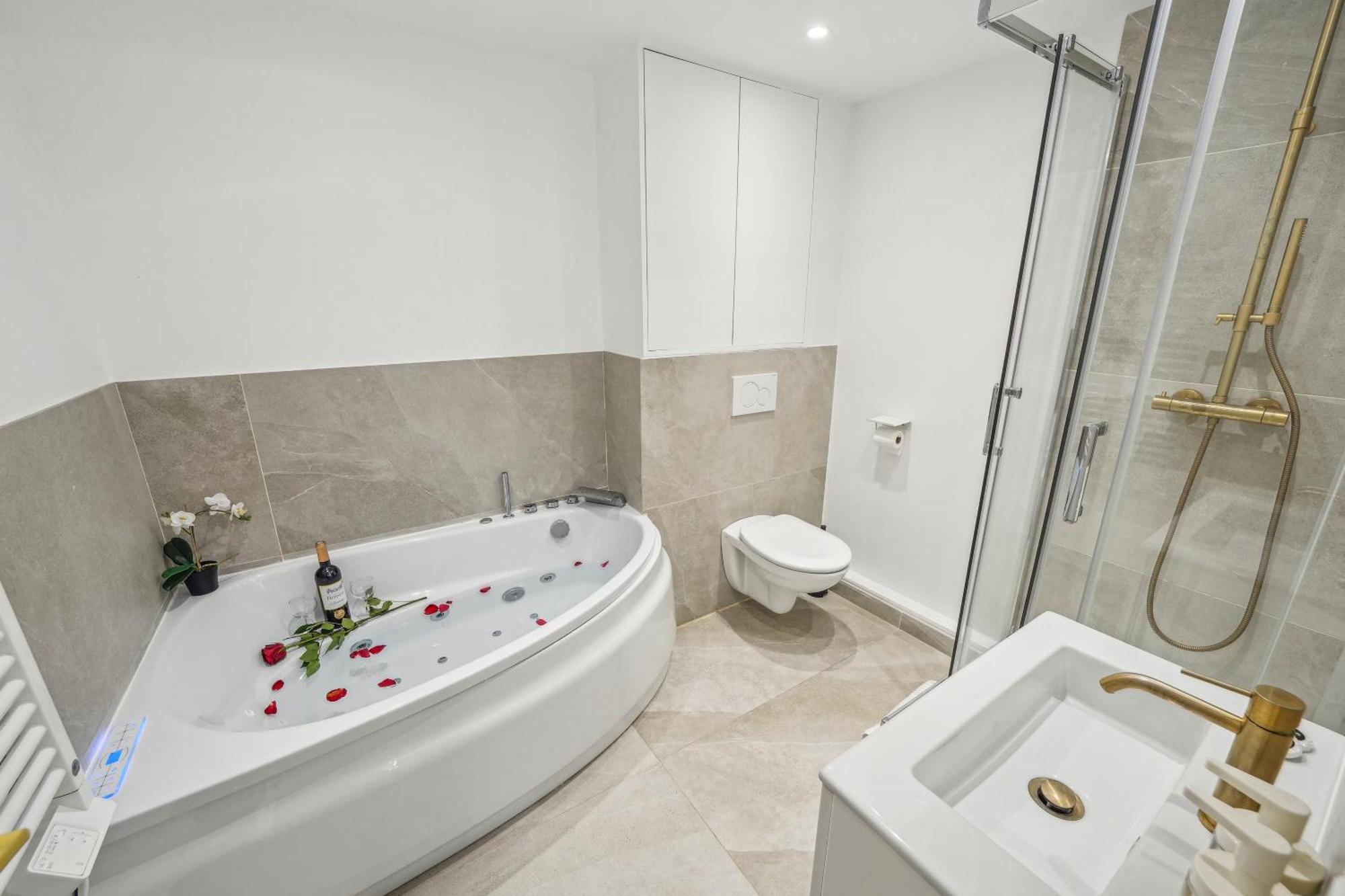 Lavie Maison Balneo Garden Flat Бордо Екстериор снимка
